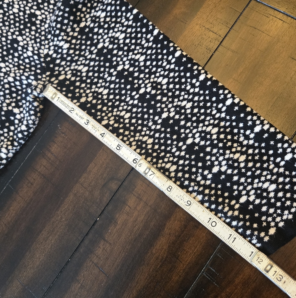 Taylor Sweater Dress - Picture 7 of 9